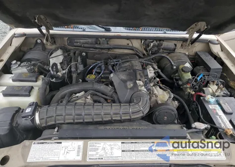 2000 Ford Explorer Xlt from USA, damaged, VIN 1FMZU63X5YUB61399